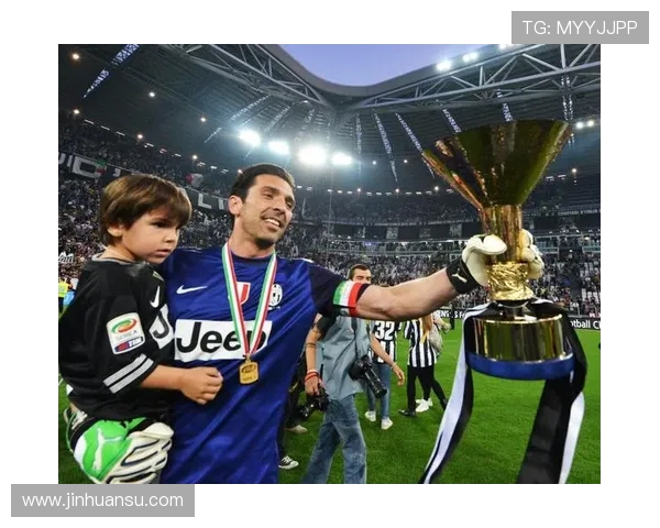 布冯：意大利唯一缺点是偶尔“短路”；无欧战踢是米兰的优势